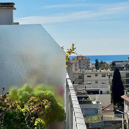 Bel 84m2 Avec Terrasse Et Parking *